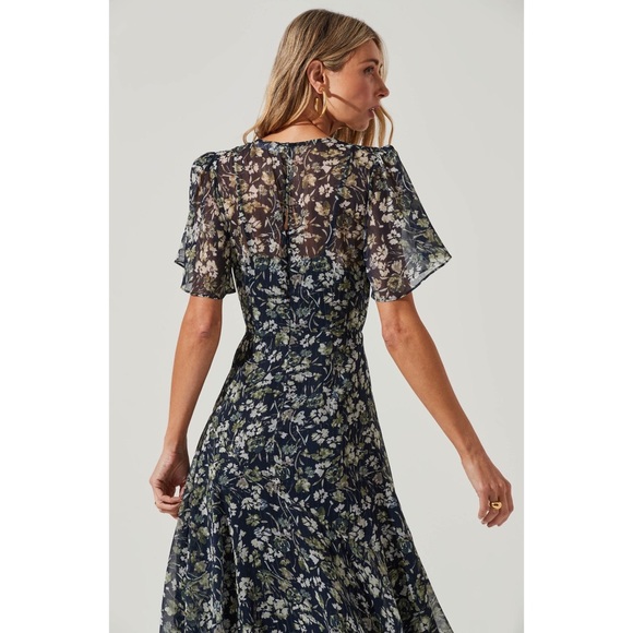 Astr | Dresses | Astr Flutter Sleeve Asymmetrical Floral Maxi Dress Blue  Green Floral Size Large | Poshmark